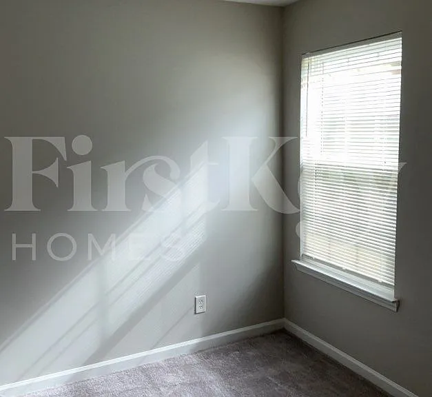 3080 Lakeside Cir — Photo 8
