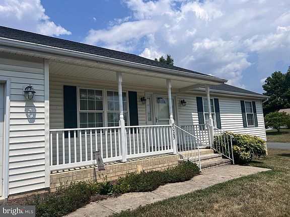 5th image of 8005 Hillside Dr