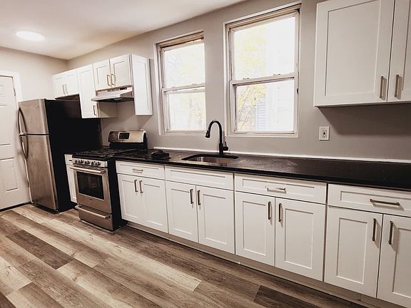 2nd image of 116 Bostwick Ave #1B