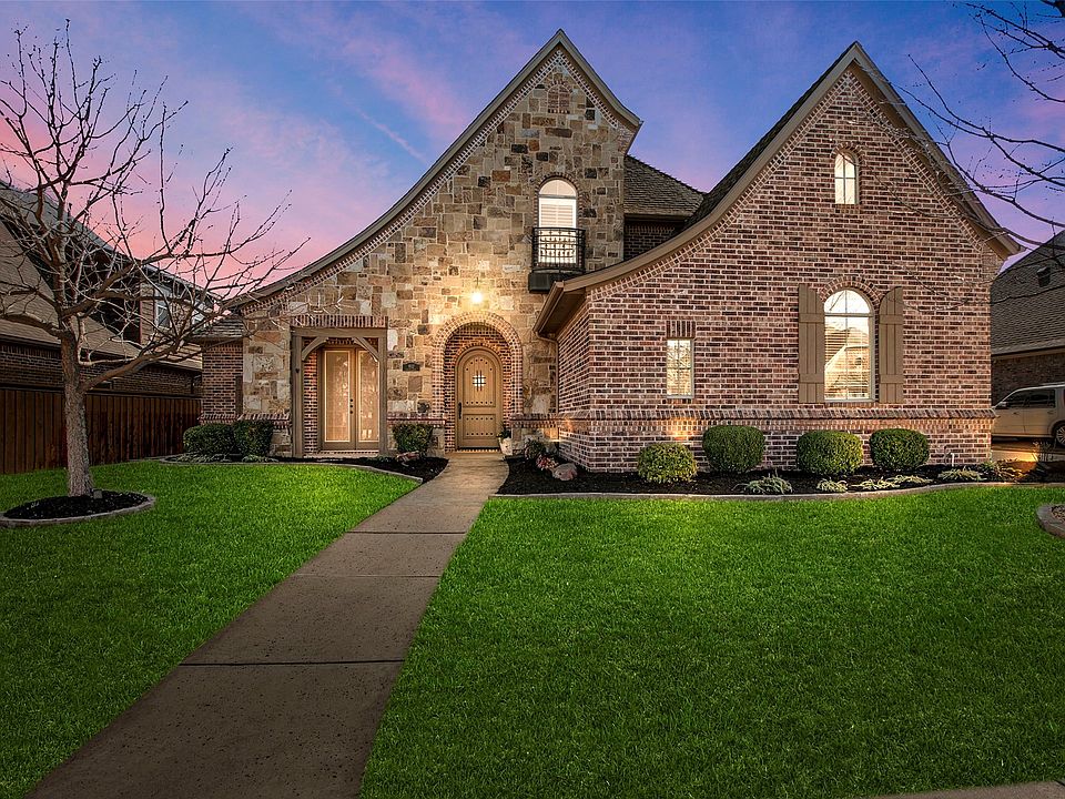 1st image of 8112 Canyon Oak Dr