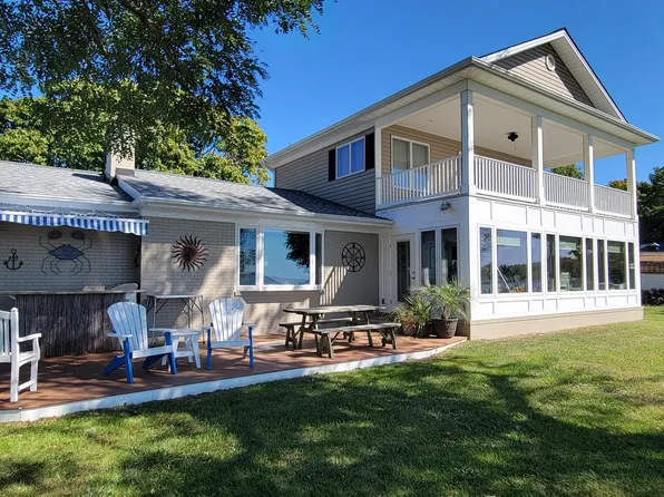 1360 Calvert Rd, Chester, MD 21619