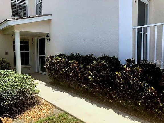 3rd image of 802 Montrose Dr Unit 104
