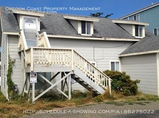 943 SW 12th St APT B, Newport, OR 97365