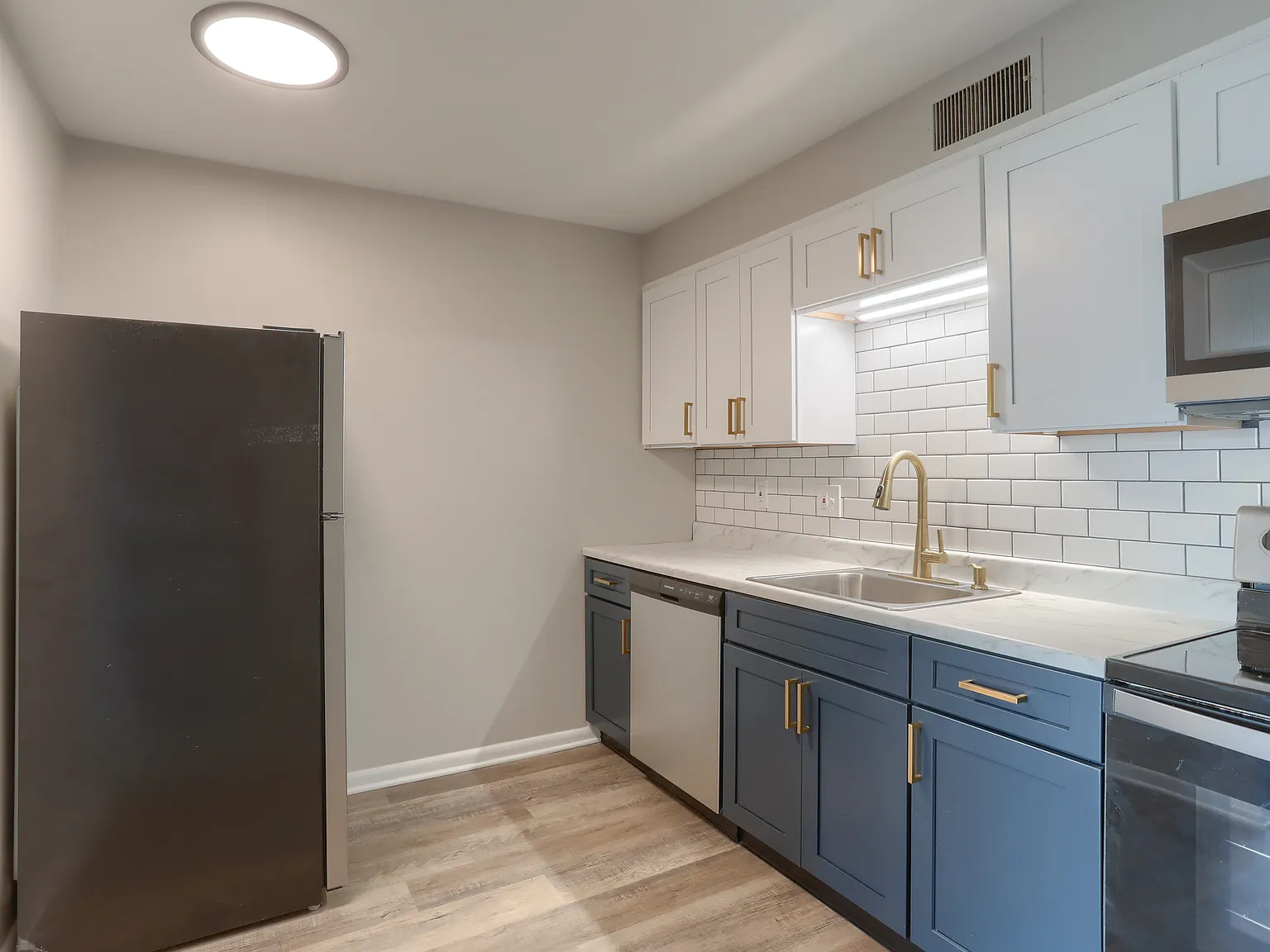 1 bed, $1,198 — Photo 2