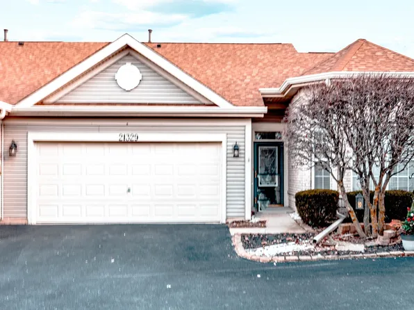 21329 W Conifer Dr, Plainfield, IL 60544