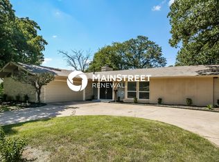 3609 Alhambra Dr, Forest Hill, TX 76119