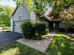 21 Woodbury Way, Fairport, NY 14450