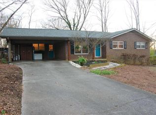 3645 Garden Blvd, Gainesville, GA 30506