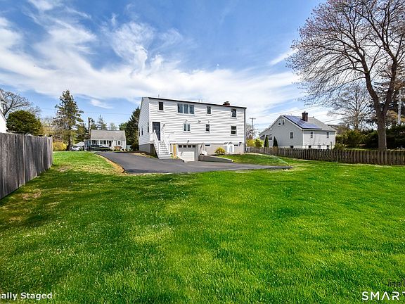 2nd image of 27 Brookdale Road