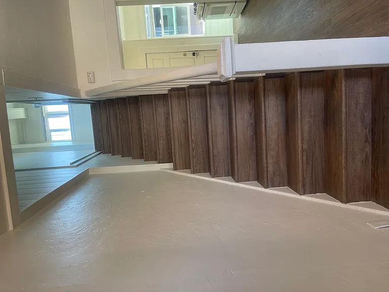 221 Raymond St #8 — Photo 9
