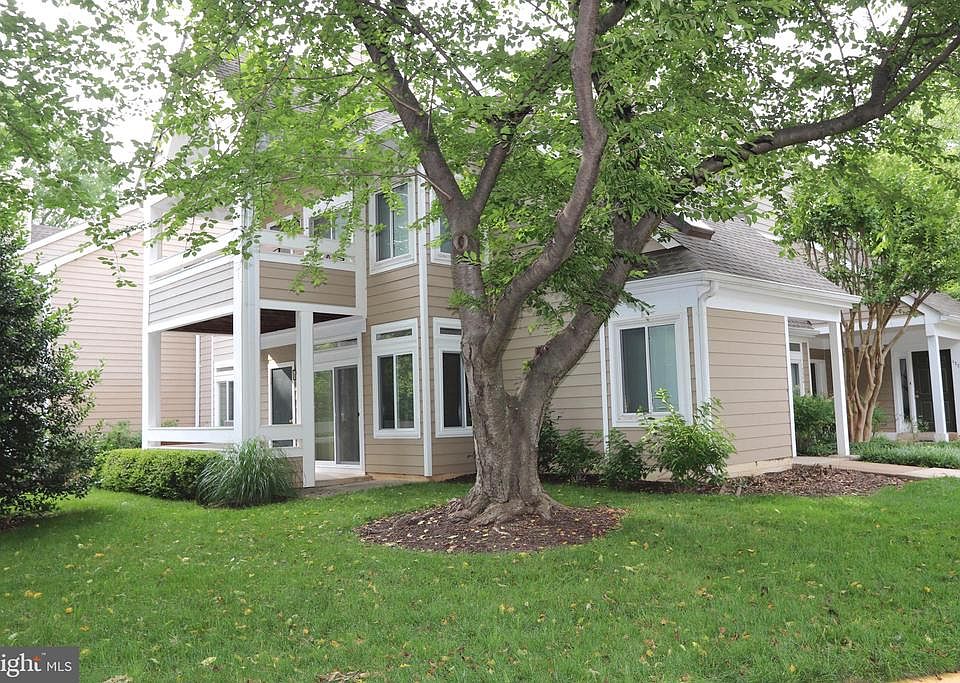 1st image of 12293 Fort Buffalo Cir #493