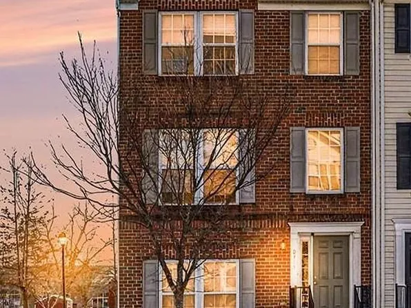 9713 Luguna Rd, Baltimore, MD 21220