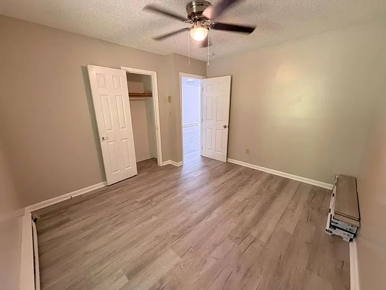 1024 Blair St — Photo 8
