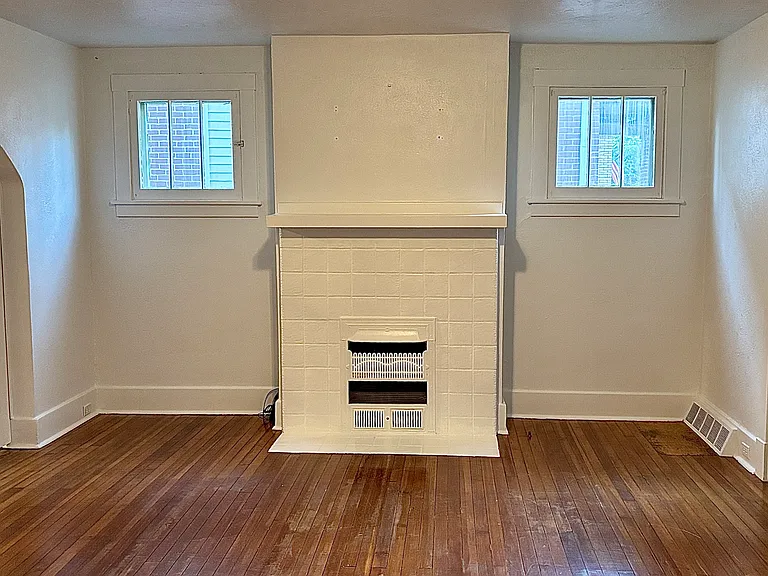 98 Sterrett St #1 — Photo 4