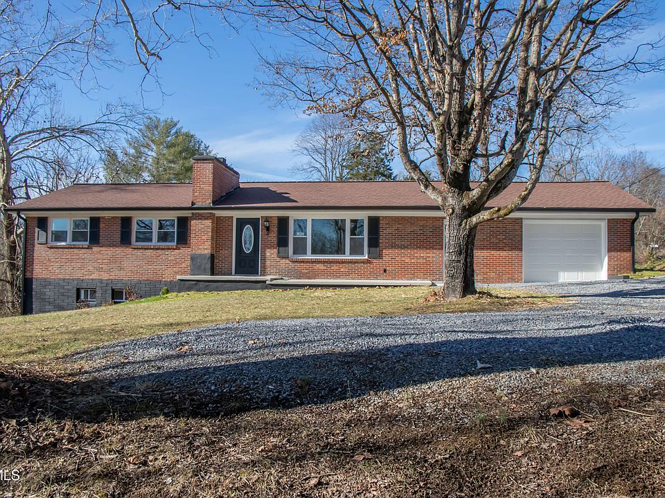 1st image of 334 Sinking Springs Rd