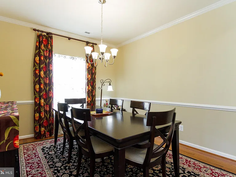 46 Bismark Dr — Photo 6