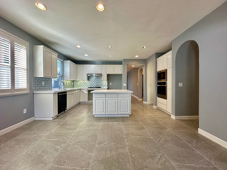 907 Star Tulip Dr — Photo 11