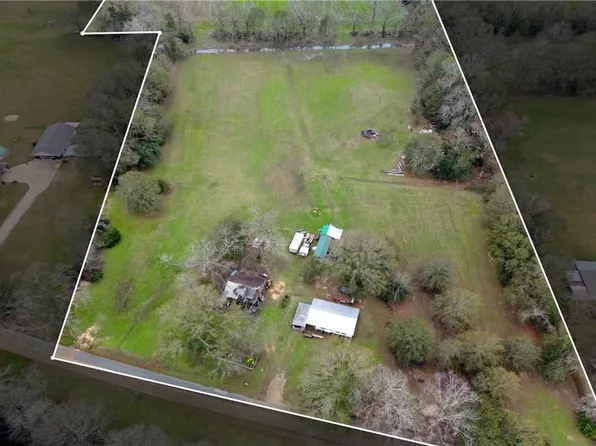 676 1182nd Hwy, Plaucheville, LA 71362