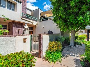 18739 Hatteras St Unit 55, Tarzana, CA 91356