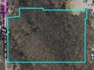 NW Bell Rd, Kansas City, MO 64152