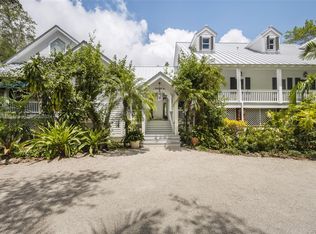 9755 SW 60th Ave, Pinecrest, FL 33156