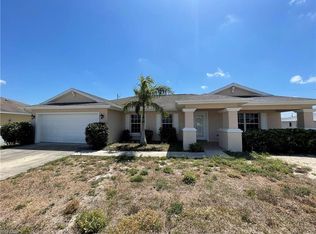 702 Tropicana Pkwy W, Cape Coral, FL 33993