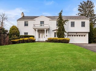 133 Castle Ridge Rd, Manhasset, NY 11030