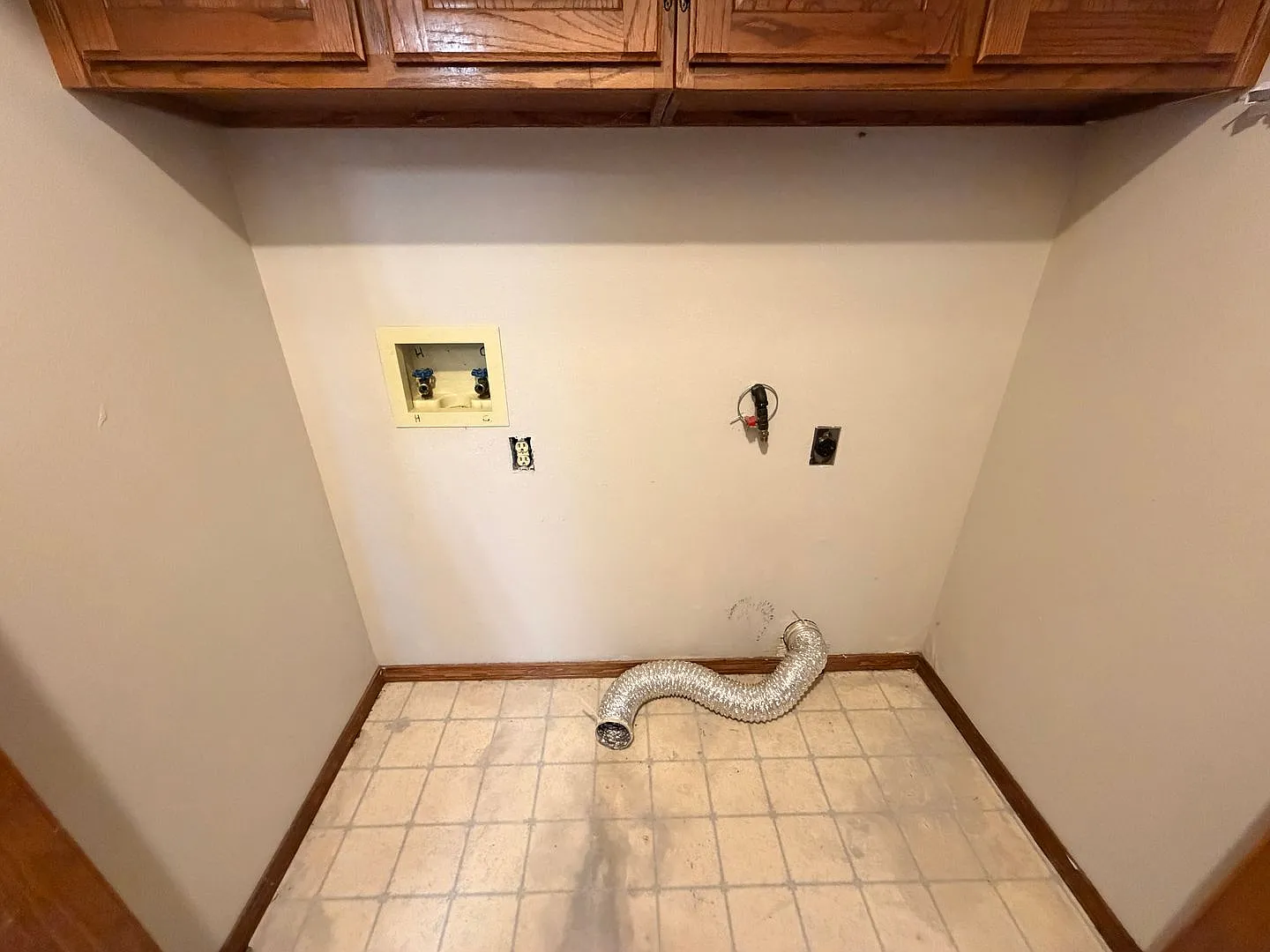 This 3-bedroom, 2-bathroom house on the west side of Russellville, AR — Photo 4