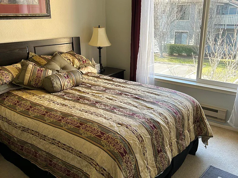 116 Shoreline Ct — Photo 9