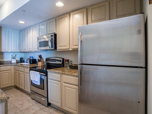 2nd image of 2228 Beach Dr
