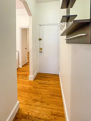 Rented by Space Real Estate | media 23