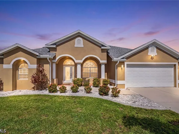 2 NW 29th Pl, Cape Coral, FL 33993