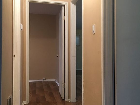 5th image of 2219 N Graham Ave