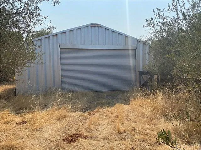 5123 La Porte Rd photo 1