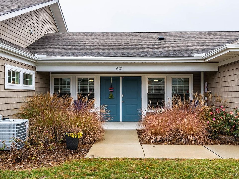 621 Maple Oaks Ct 4, Saline, MI 48176 Zillow