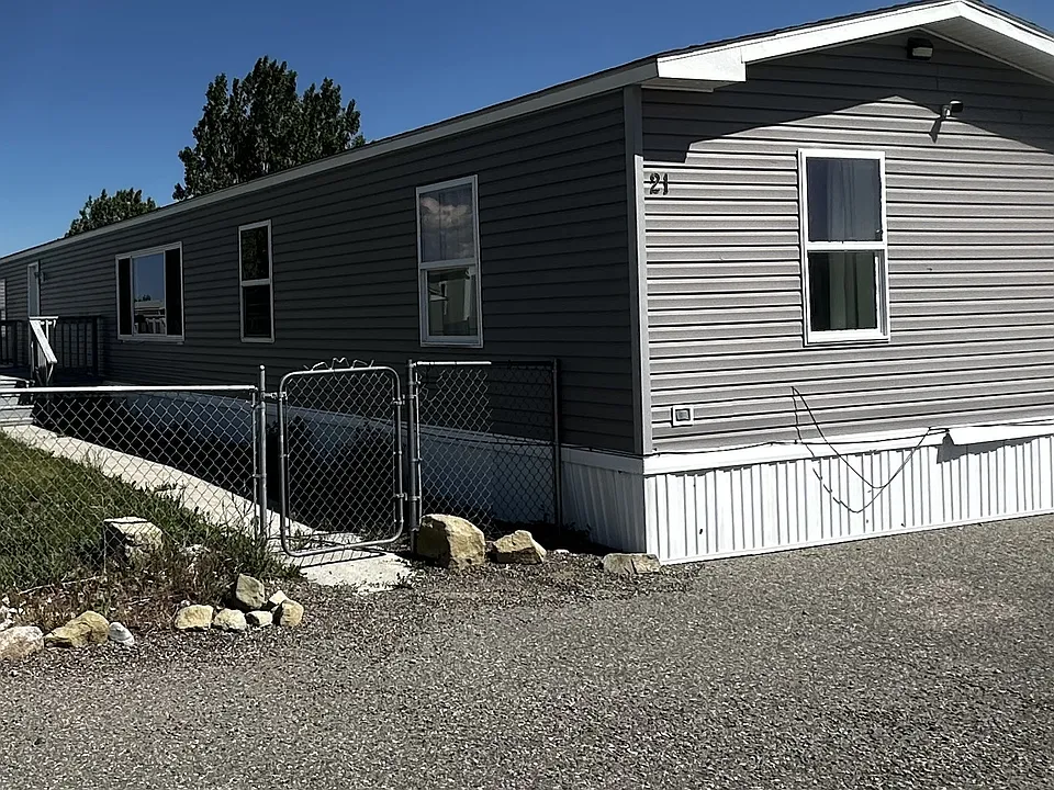 1955 Cherry Creek Loop #21LA