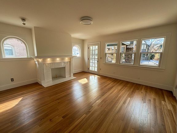 3rd image of 3952 Commonwealth St #2