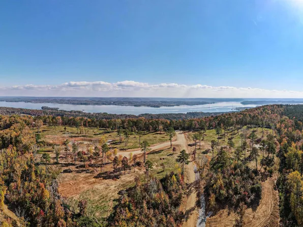 9 McCorkle Mountain Rd, Scottsboro, AL 35769