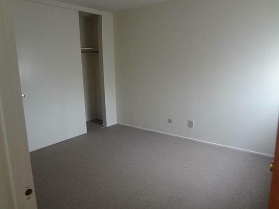 5th image of 335 88th St APT 1