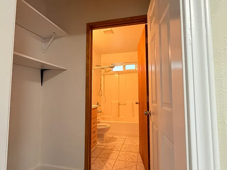 7118 NE 170th St #B2 — Photo 7