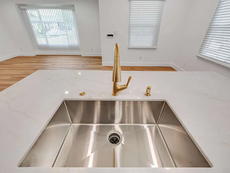 4342 Arabella St — Photo 15