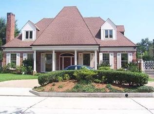 115 Duplessis St, Metairie, LA 70005