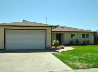 5928 E Pontiac Way, Fresno, CA 93727