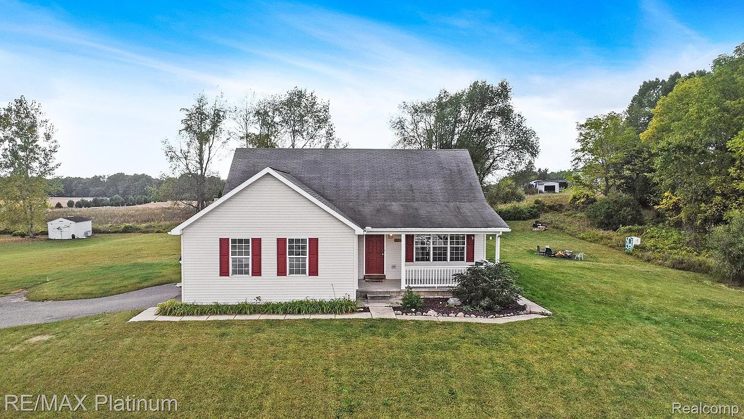 11701 Glen Mary Dr photo 1
