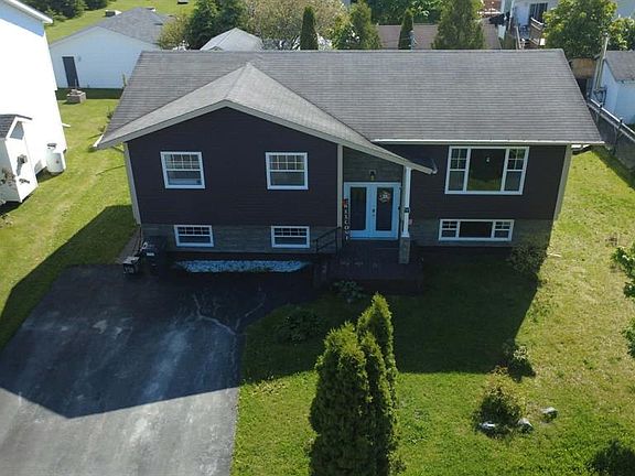 5th image of 2 Carroll Avenue