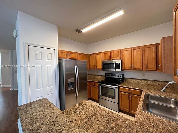 3rd image of 8651 NW 112th Ct #0