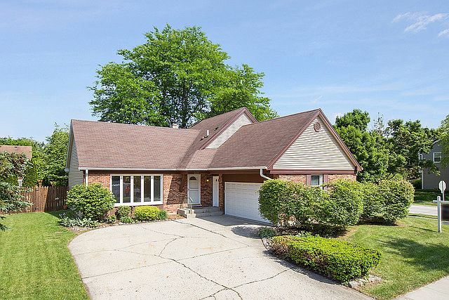 1st image of 301 Alexandria Dr