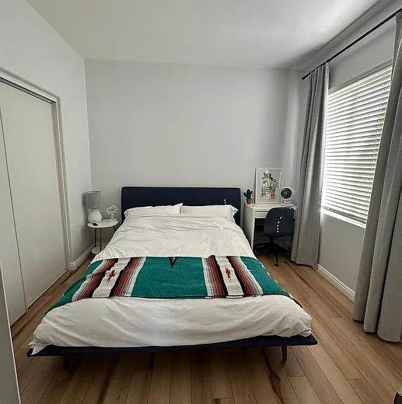 15423 Park Point Ave #106 — Photo 33