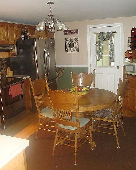 beautiful walk in kitchen