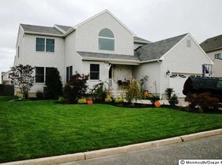 3275 Churchill Dr, Toms River, NJ 08753